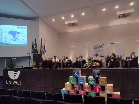 Presidente da Aegea de Santa Catarina participa de Mesa Redonda da 1ª Conferência Zona Costeira