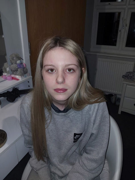 ๐จ BREAKING: ๐จ โผ๏ธโฆ Have you seen Holly? Holly, aged 15, is currently missing from Buttershaw/Wibsey in #Bradford.