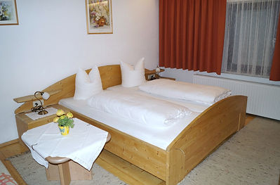 Appartement 4 mit Balkon (3).JPG