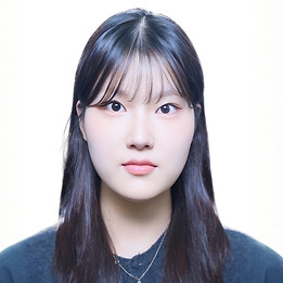 이정윤_edited.jpg