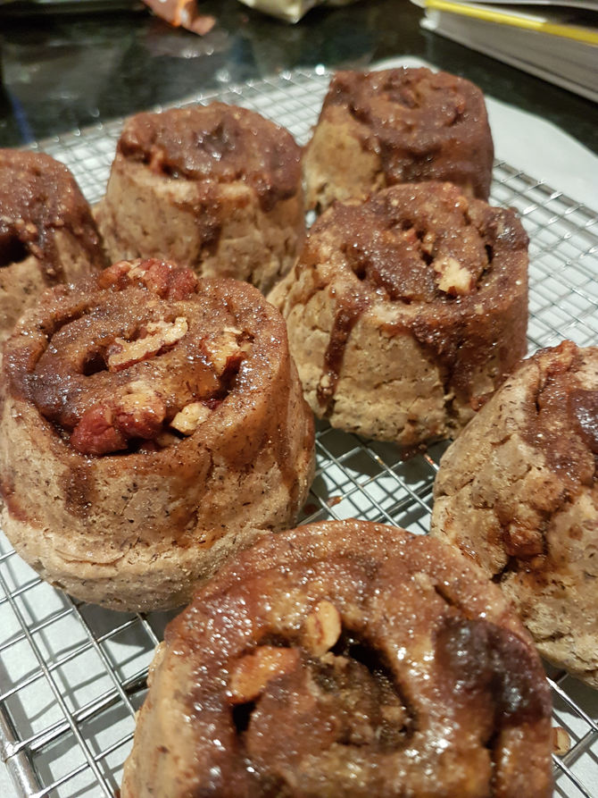 Special cinnamon buns! (Gluten and dairy free!! Shhhhh!!!)