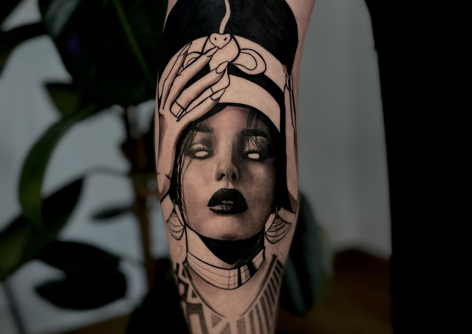 Raphael Salletmaier, Schwarzes Schaf Tattoo