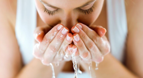 Why Do You Need a Low-pH Cleanser?