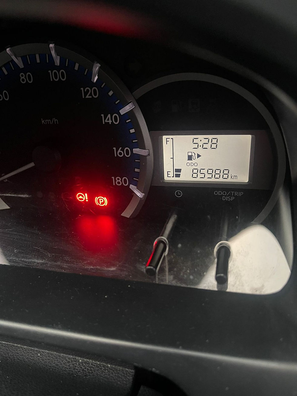 Thumbnail: Daihatsu Xenia 1.5 R M/T Dlx (SOLD OUT)