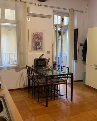 Affitto bilocale arredato via Mercanti Torino