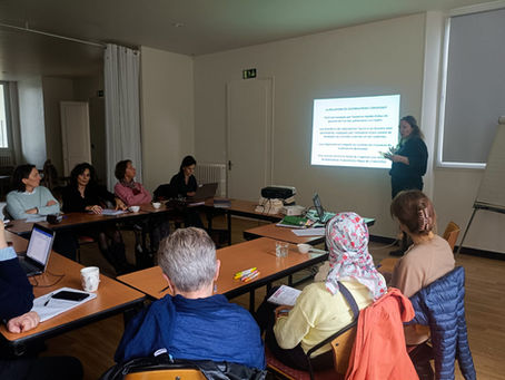 Accompagner sans faire violence : une question de posture, mais aussi d'organisation