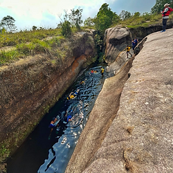 Mawlyngbna River Swimming