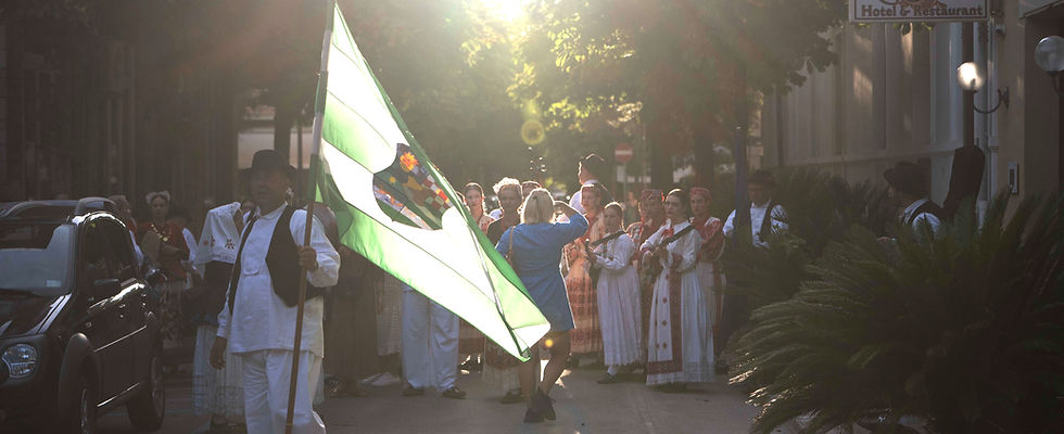 Ispred hotela u Montecatini Termama