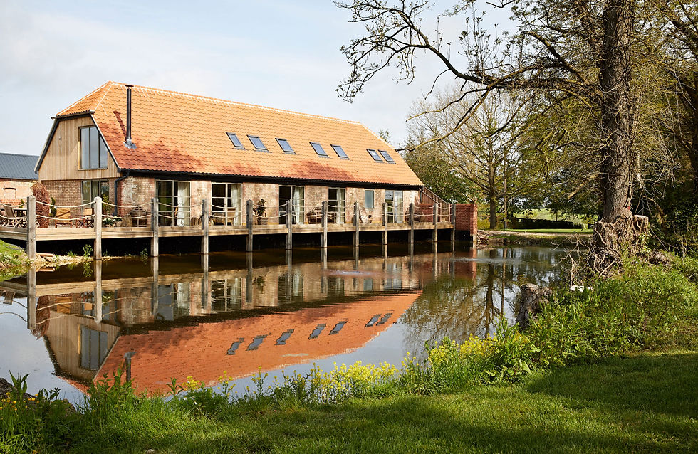 PondBarn1