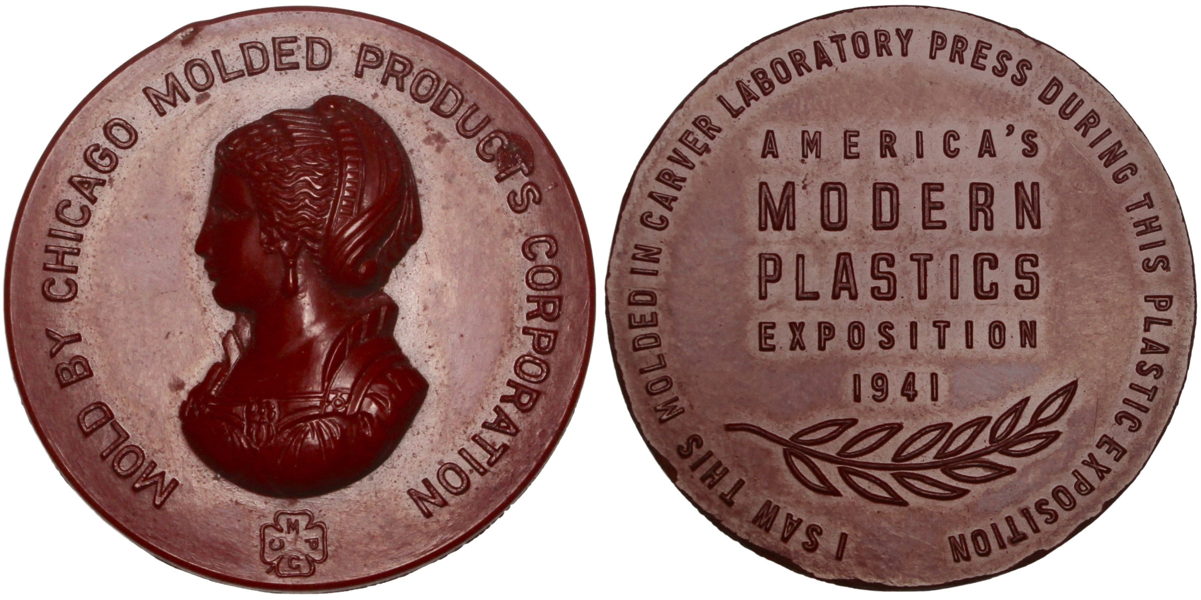 100764  |  UNITED STATES. Chicago Molded Products Corp. plastic Token.