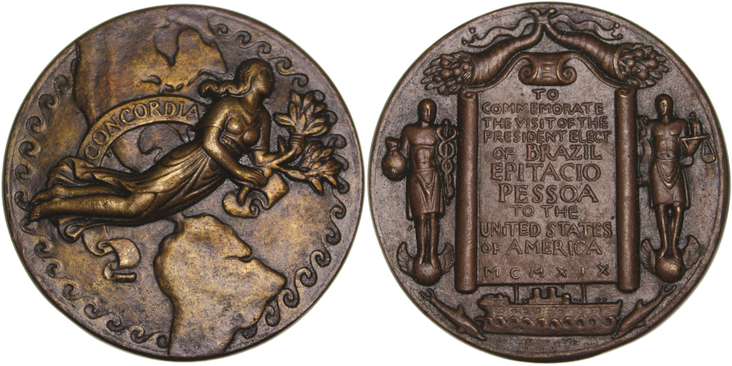 100499 | UNITED STATES & BRAZIL. President Epitácio M. Pessoa bronze Medal.
