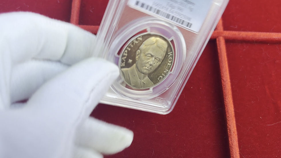 Thumbnail: 103573  |  GERMANY. Kapitänleutnant Paul Liebrecht König silver Medal.
