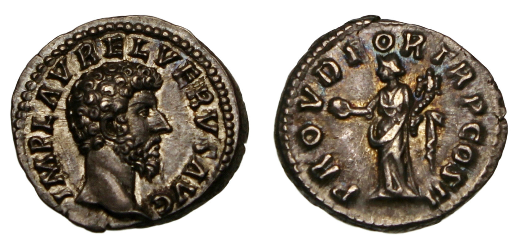 100089  |  ROMAN EMPIRE. Lucius Verus silver Denarius.