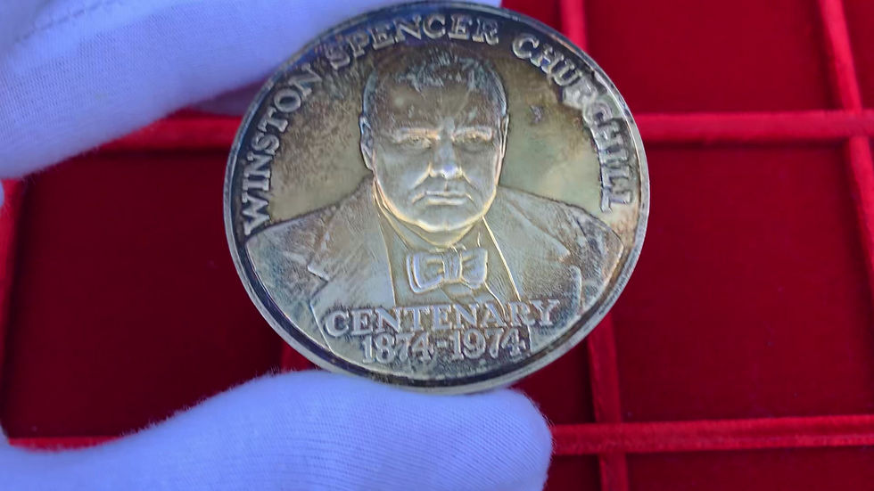 Thumbnail: 102568  |  GREAT BRITAIN. Winston Churchill gilt silver Medal.