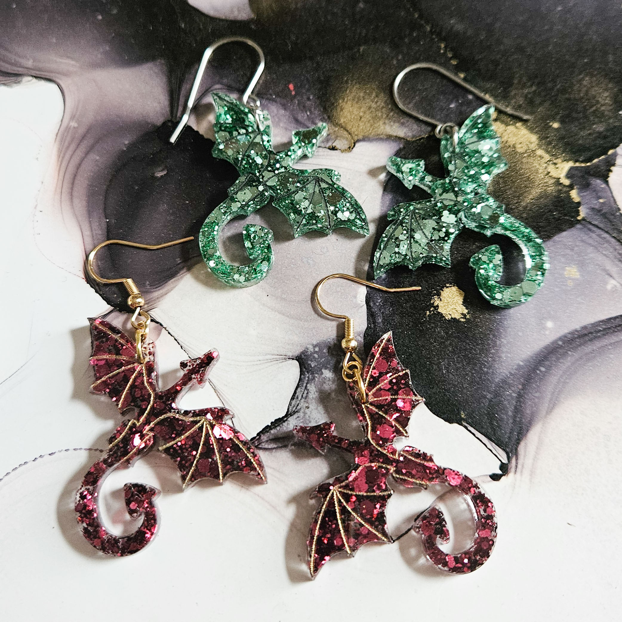 Handmade Glitter Dargons Resin Drop Earrings Green Or Burgundy 