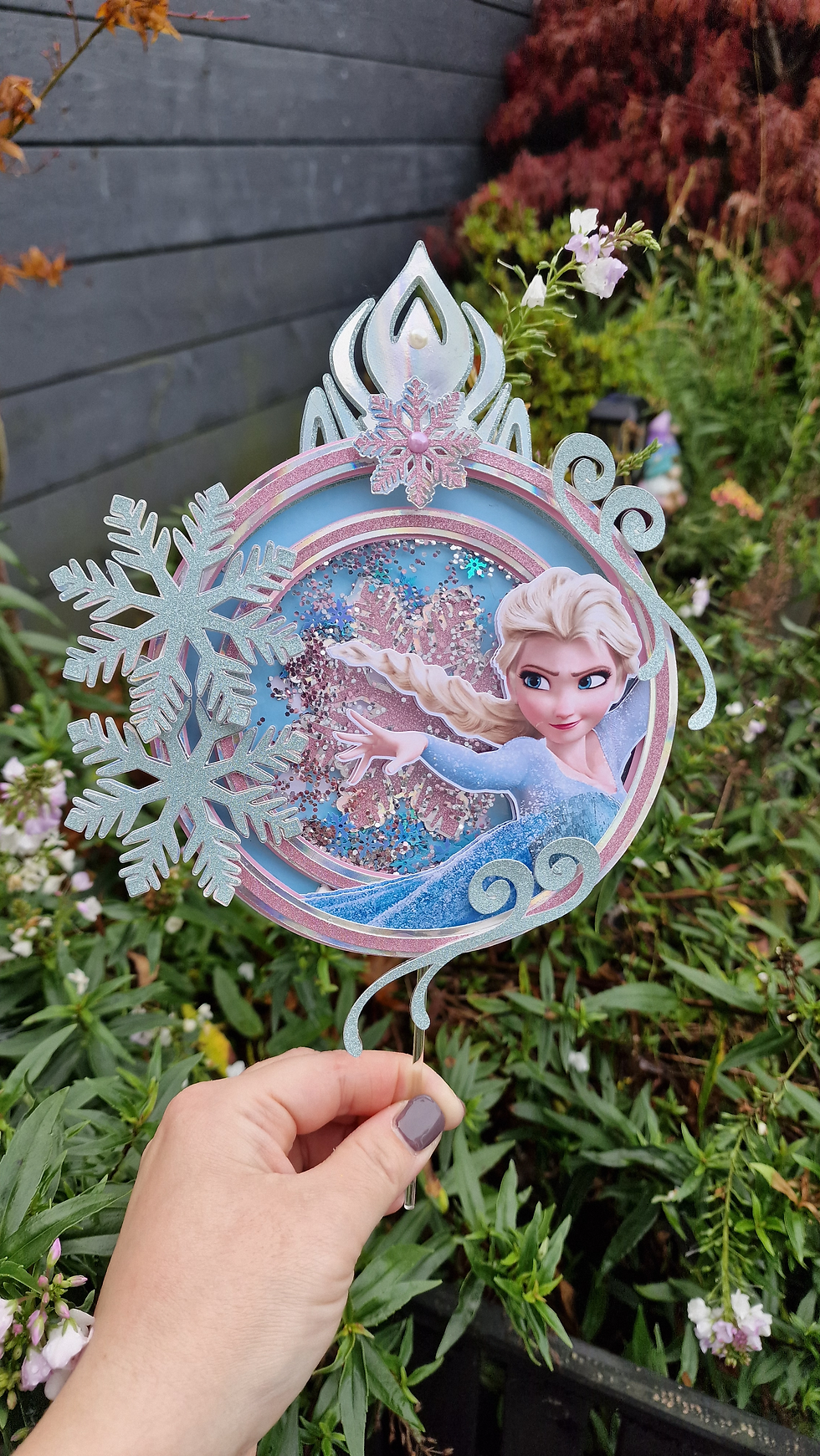 Thumbnail: Frozen Style Cake Shaker Topper