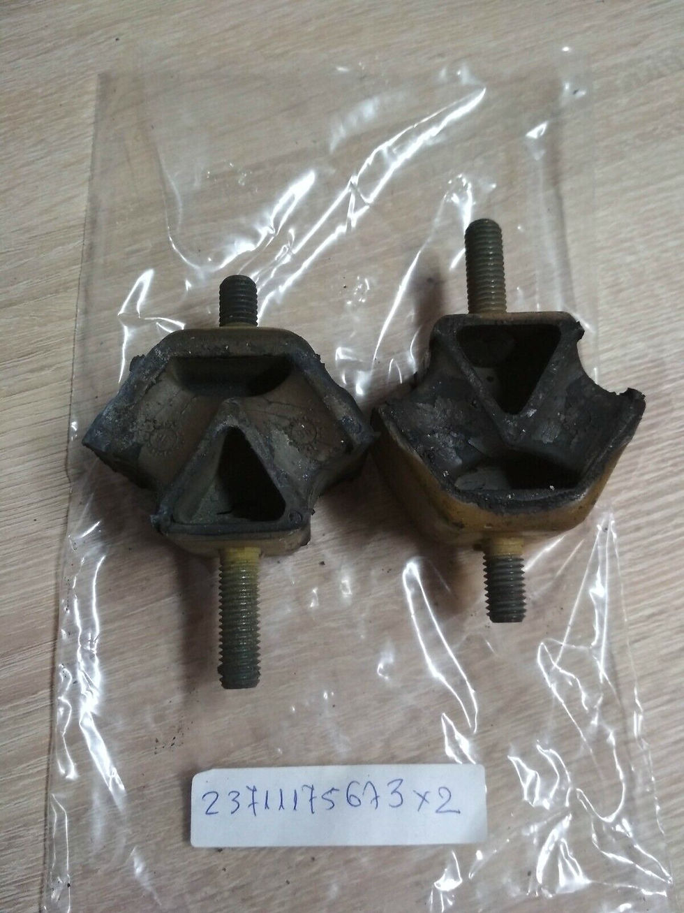 BMW Ε30-Ε28 gearbox rubber mountings(2) !NEW! GENUINE 23711175673