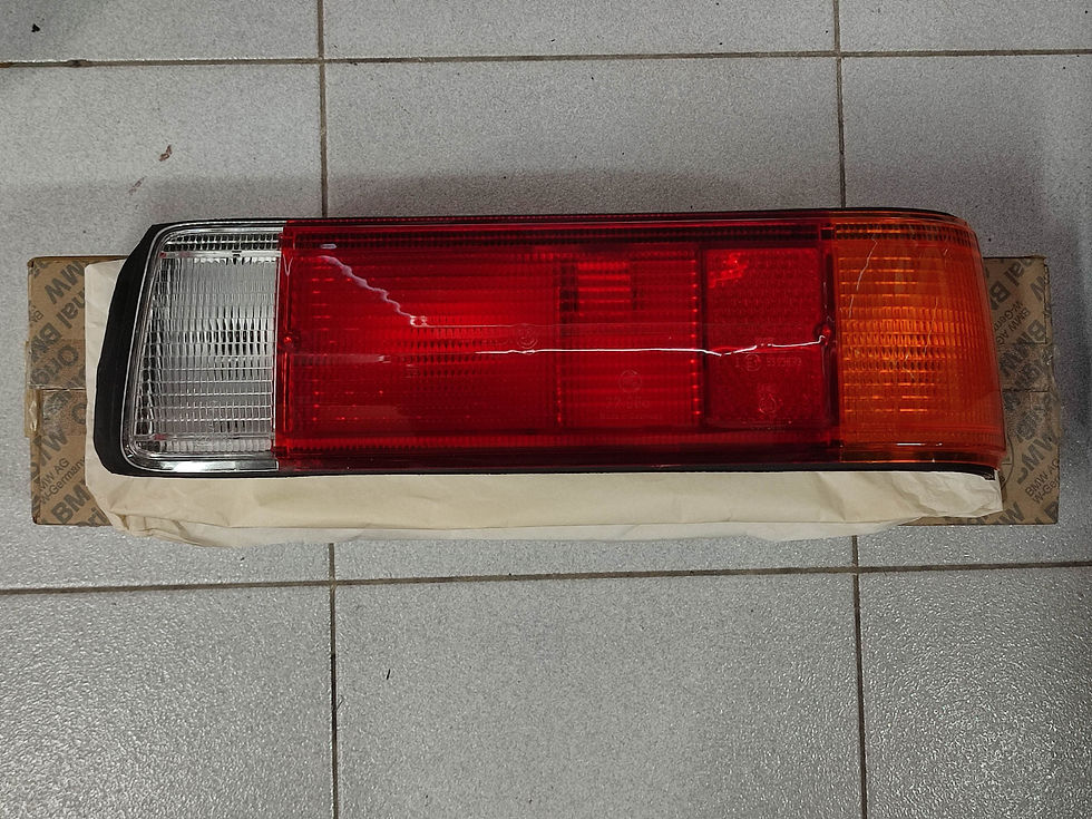 BMW E21 tail light right complete !NEW! GENUINE 63211362662