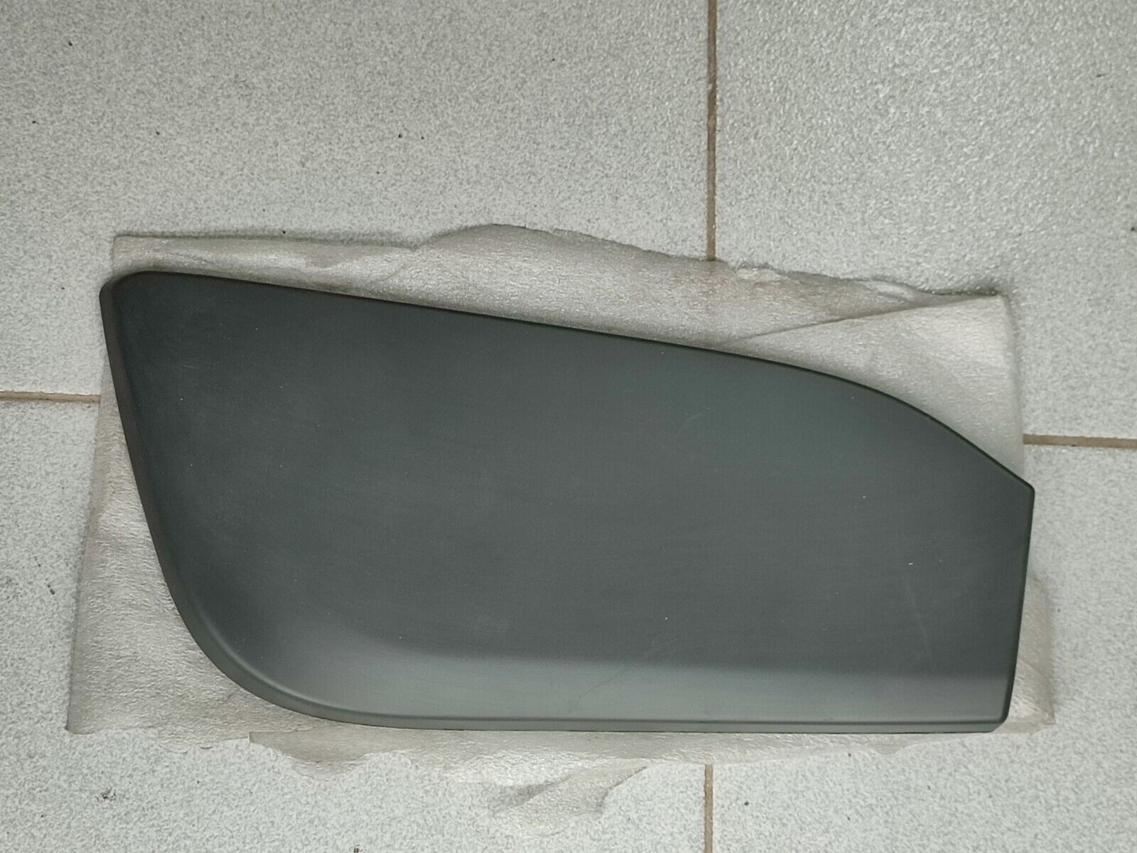 *BMW X5 E53 bumper support cover right rear primed !!NEW!! GENUINE 51127062600