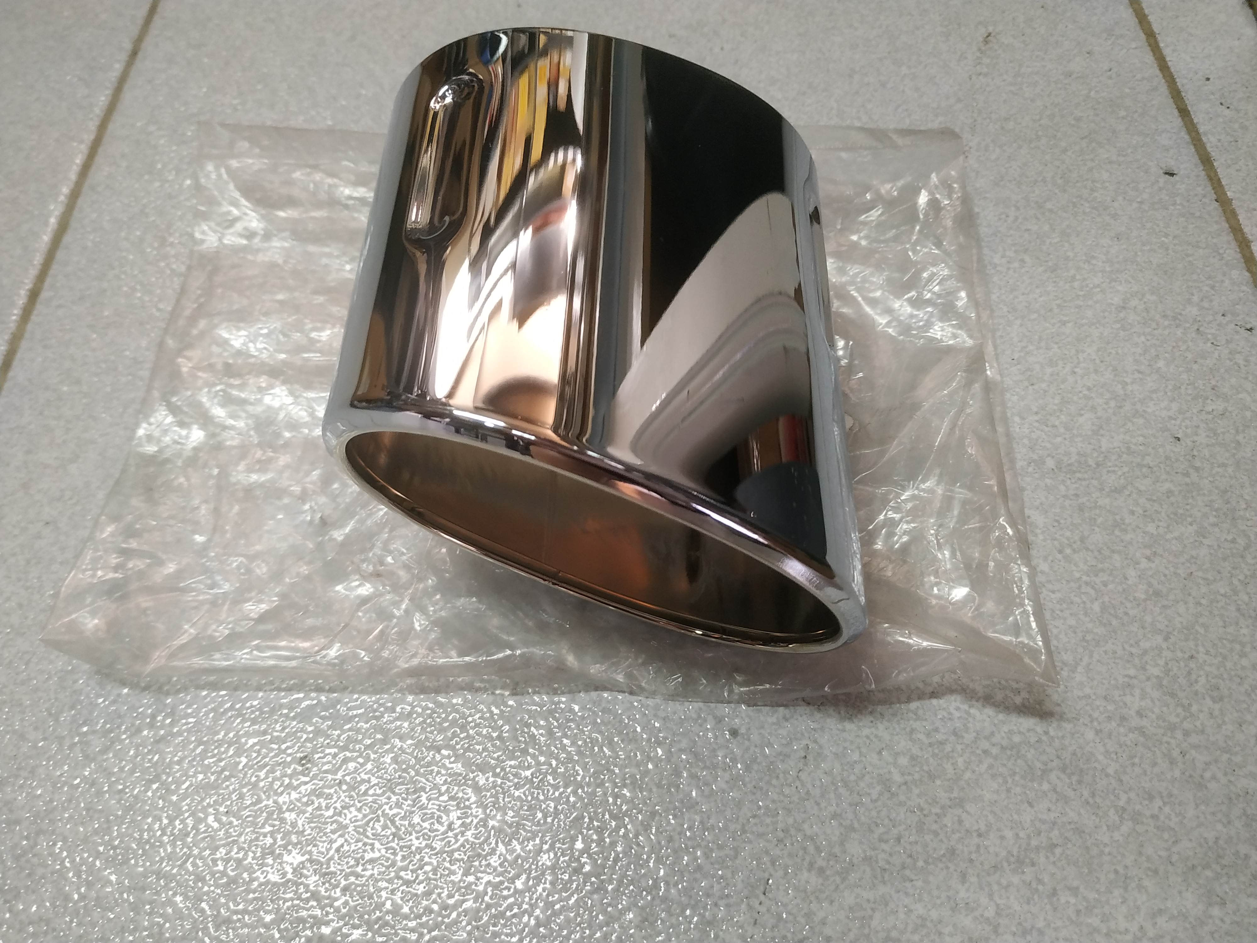 *BMW E90-E91-E92-E93 exhaust tailpipe tip Diesel !NEW! NLA GENUINE 82120410149