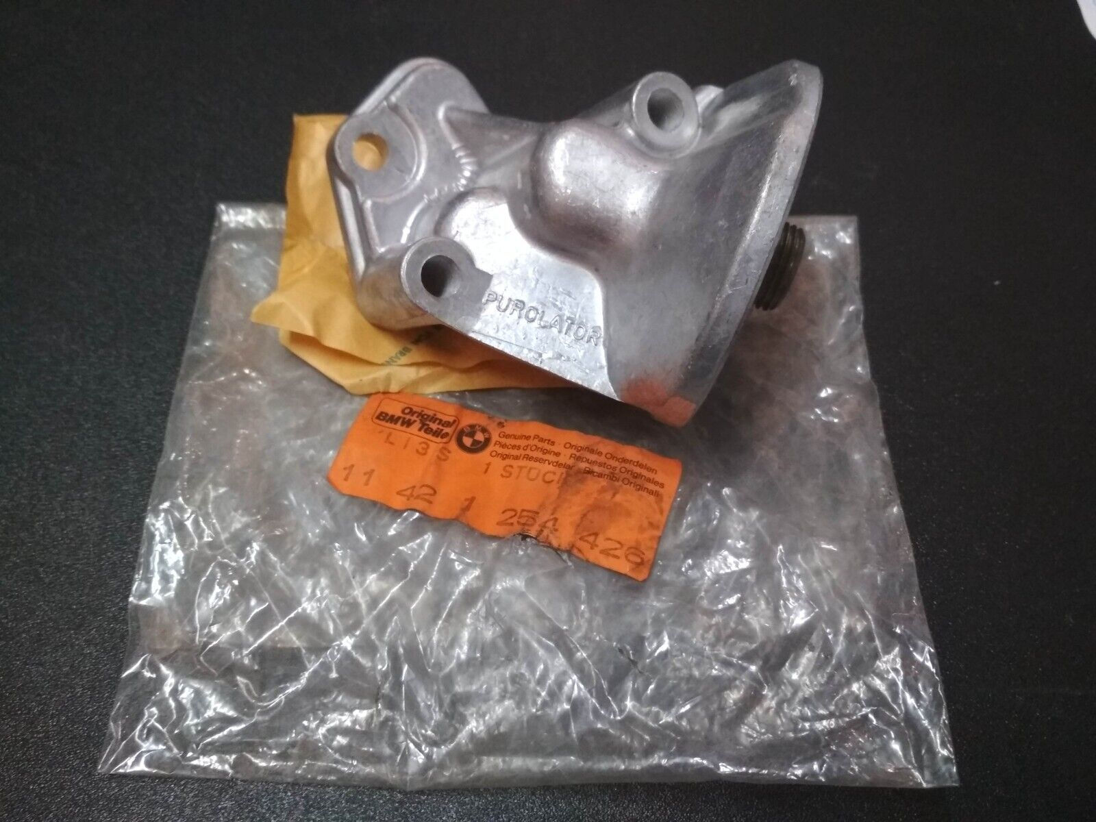 BMW E10 oil filter housing head !!NEW!! NLA GENUINE 11421254426
