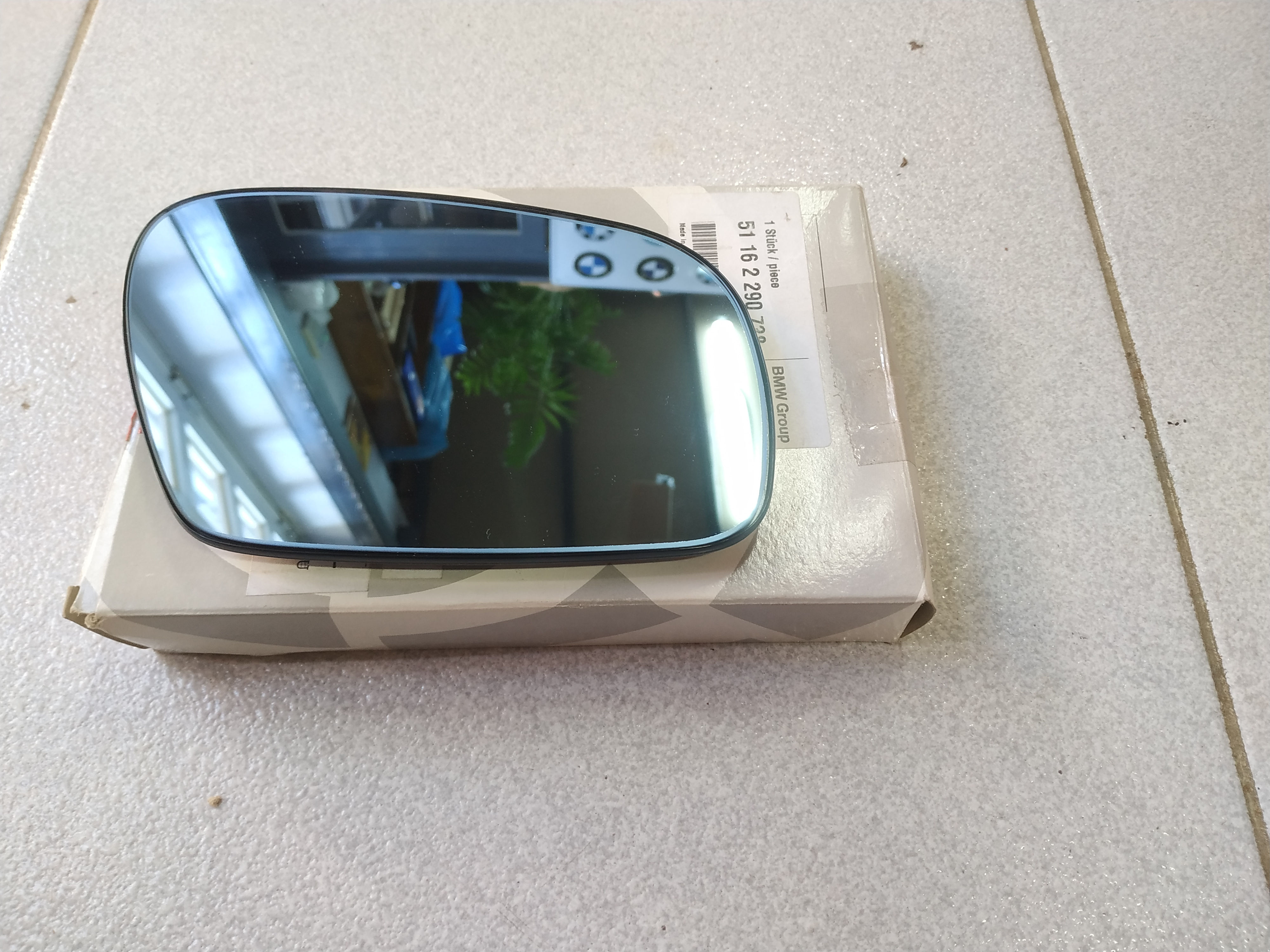*BMW Z1 outside mirror glass plugged-in right !NEW! !GENUINE! 51162290738