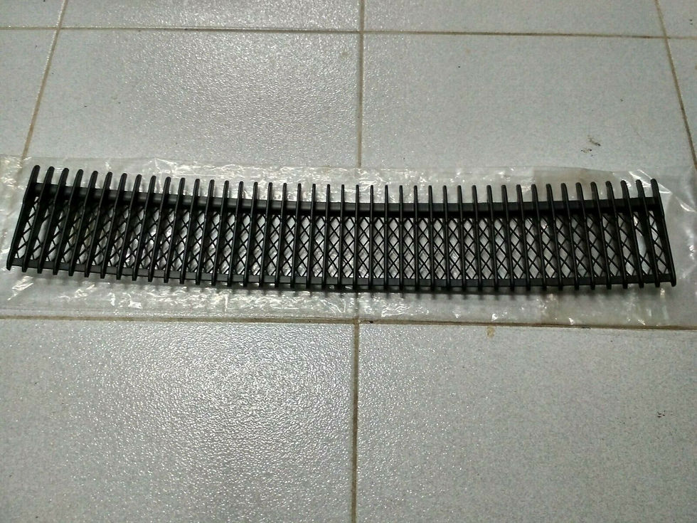 BMW E12 air inlet grille !!NEW!! GENUINE NLA 51131817635