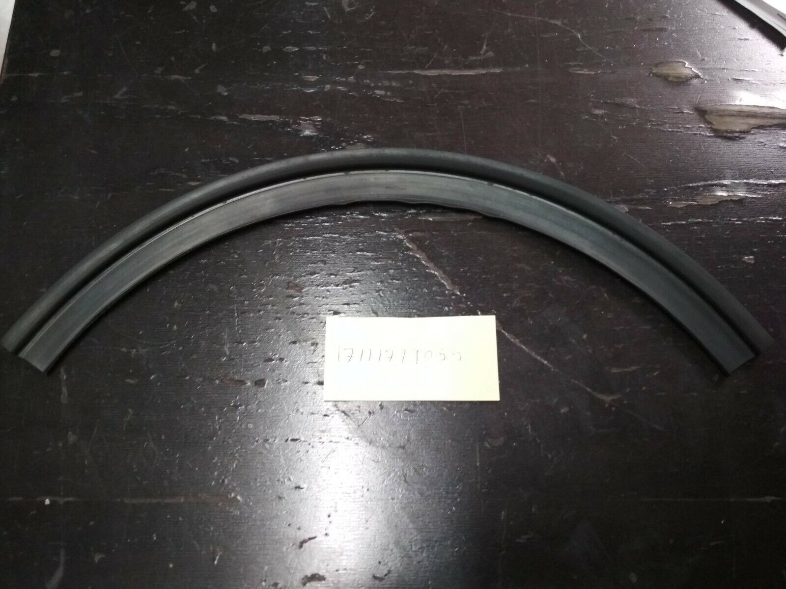 BMW E30 fan shroud profile gasket !NEW! GENUINE NLA 17111719055