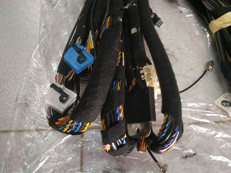 Thumbnail: *BMW X5 E53 audio wiring harness Navi -OB TV !NEW! NLA GENUINE 61126923463