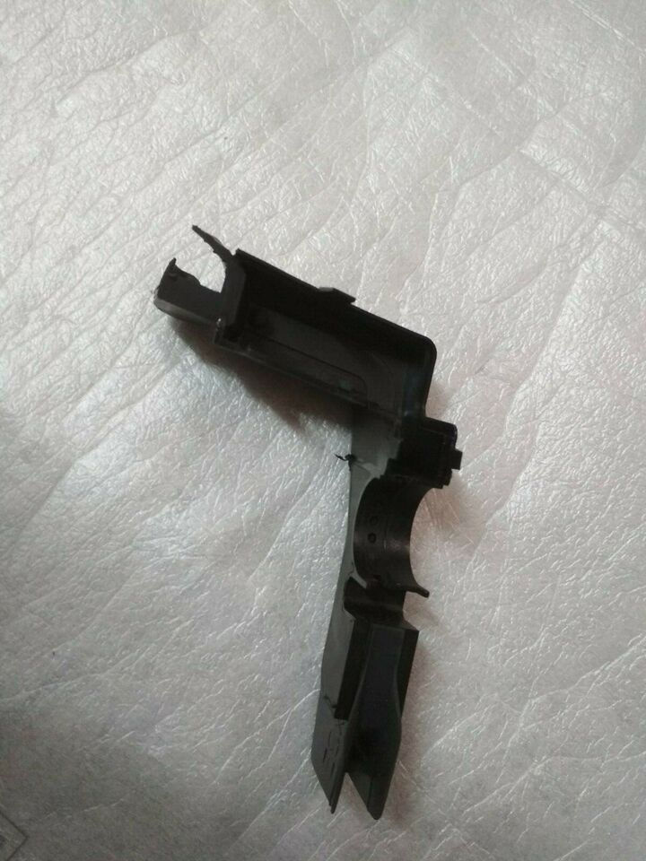Thumbnail: BMW E81-E87-E88-E82 sealing upper part hood, left !!NEW!! !GENUINE! 51767140585