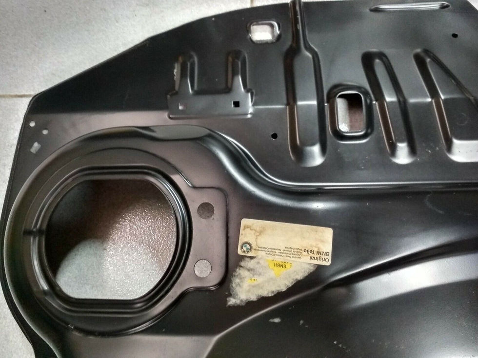 Thumbnail: BMW E36 wheel arch outer rear right SEDAN !NEW! GENUINE 41148122342