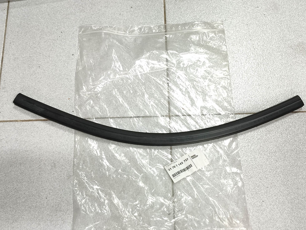 BMW E90+LCI-E91+LCI-E92+LCI-E93+LCI seal engine bonnet front !NEW! 51767143757