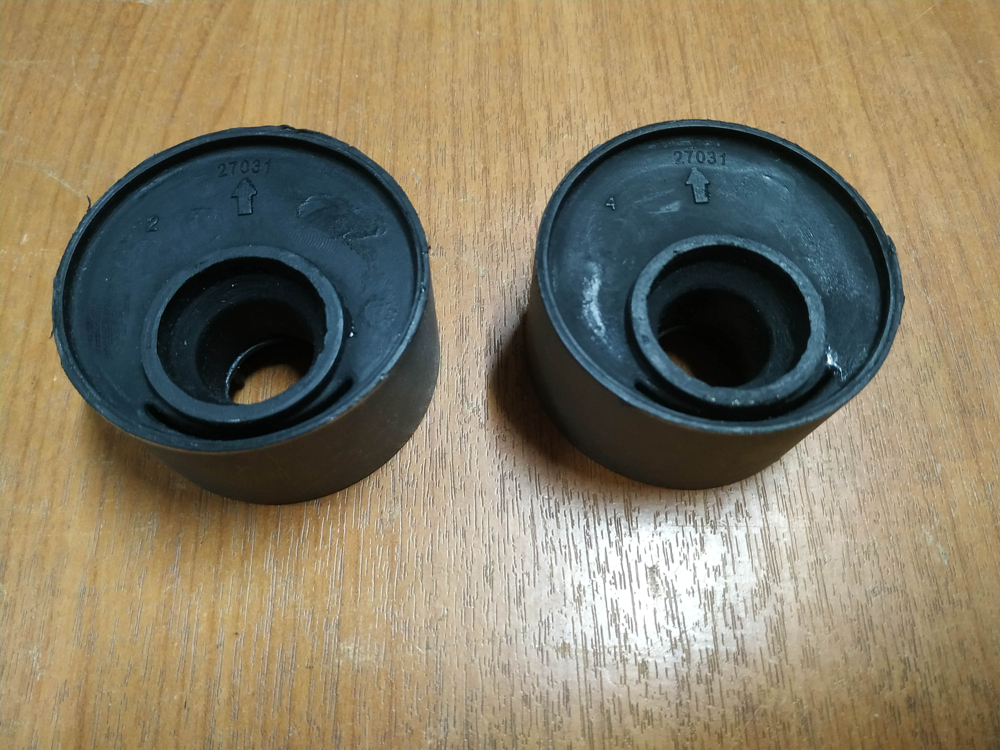 BMW E36 wishbone rubber mountings(2) Motorsport !NEW! 31129064875