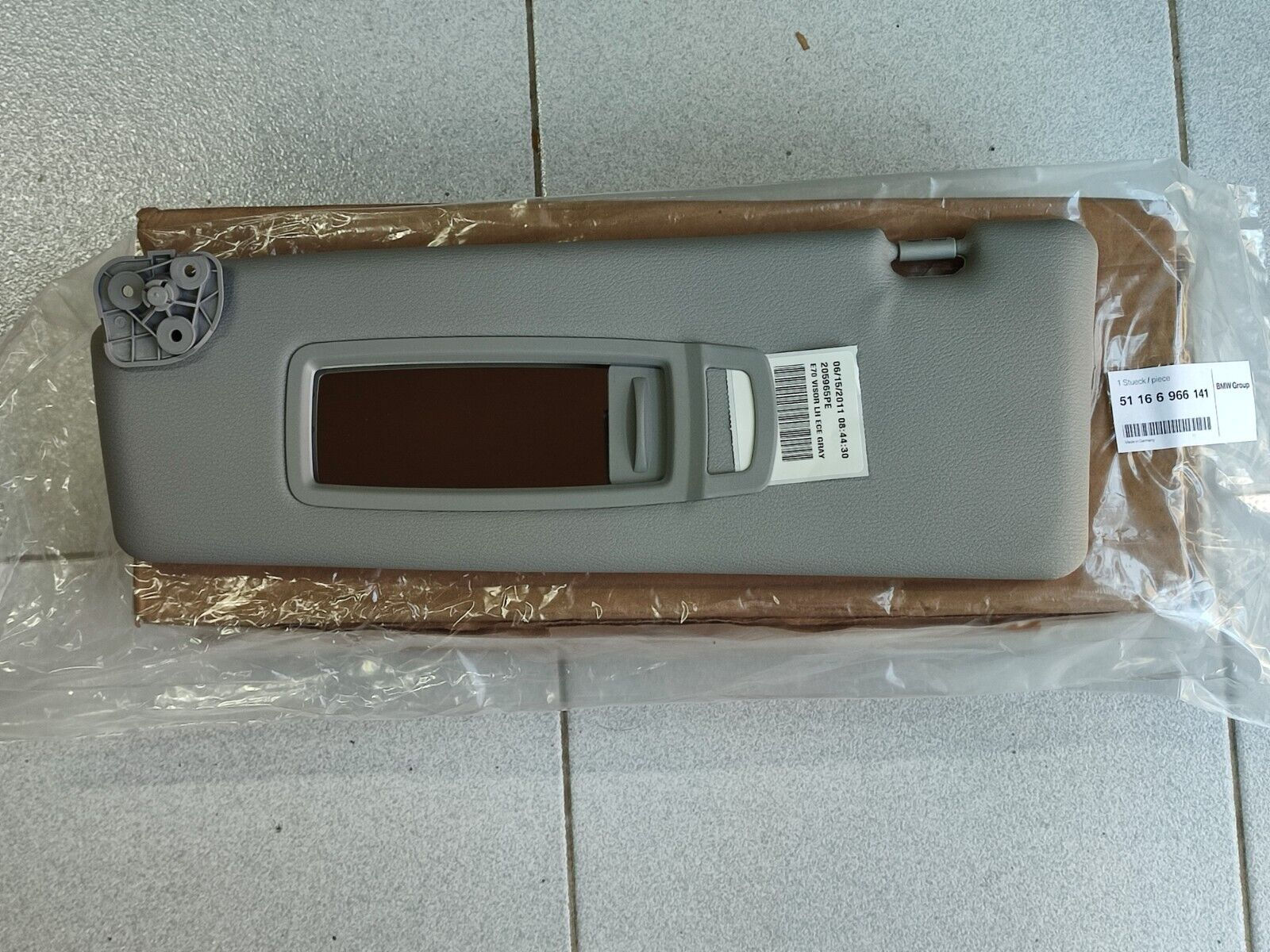 *BMW X5 E70 sun visor left make-up lamp HIMMELGRAU !NEW! GENUINE 51166966141