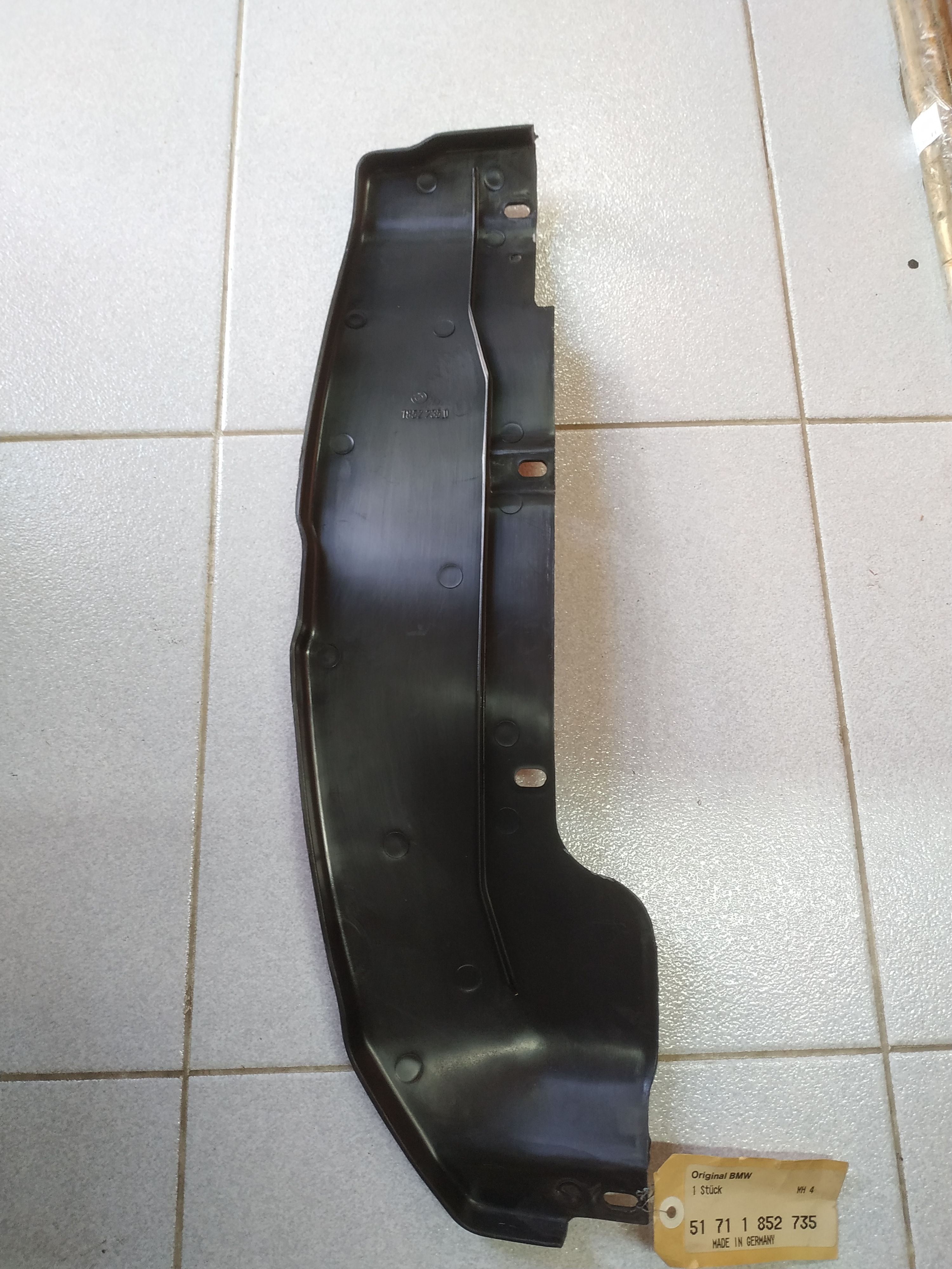 BMW E12 wheel house covering left side panel left !NEW! NLA GENUINE 51711852735