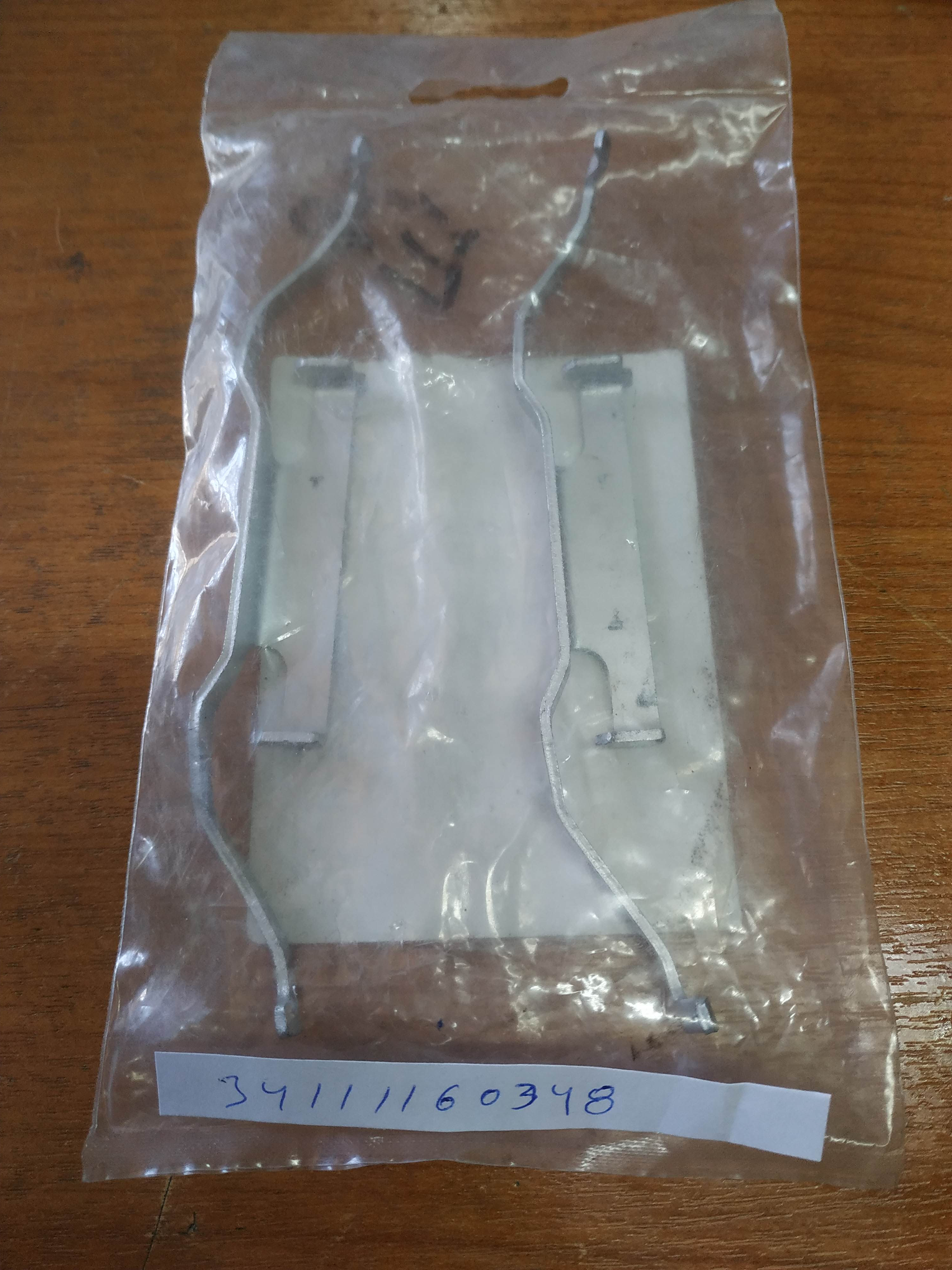 BMW E36-Z3 brake caliper clips(2) front !NEW! 34111160348