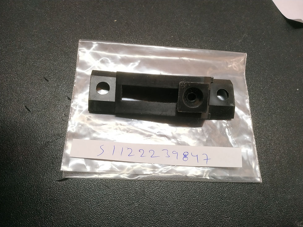 BMW E30 bumper rear guide left M technic M TECH II !NEW! GENUINE 51122239847