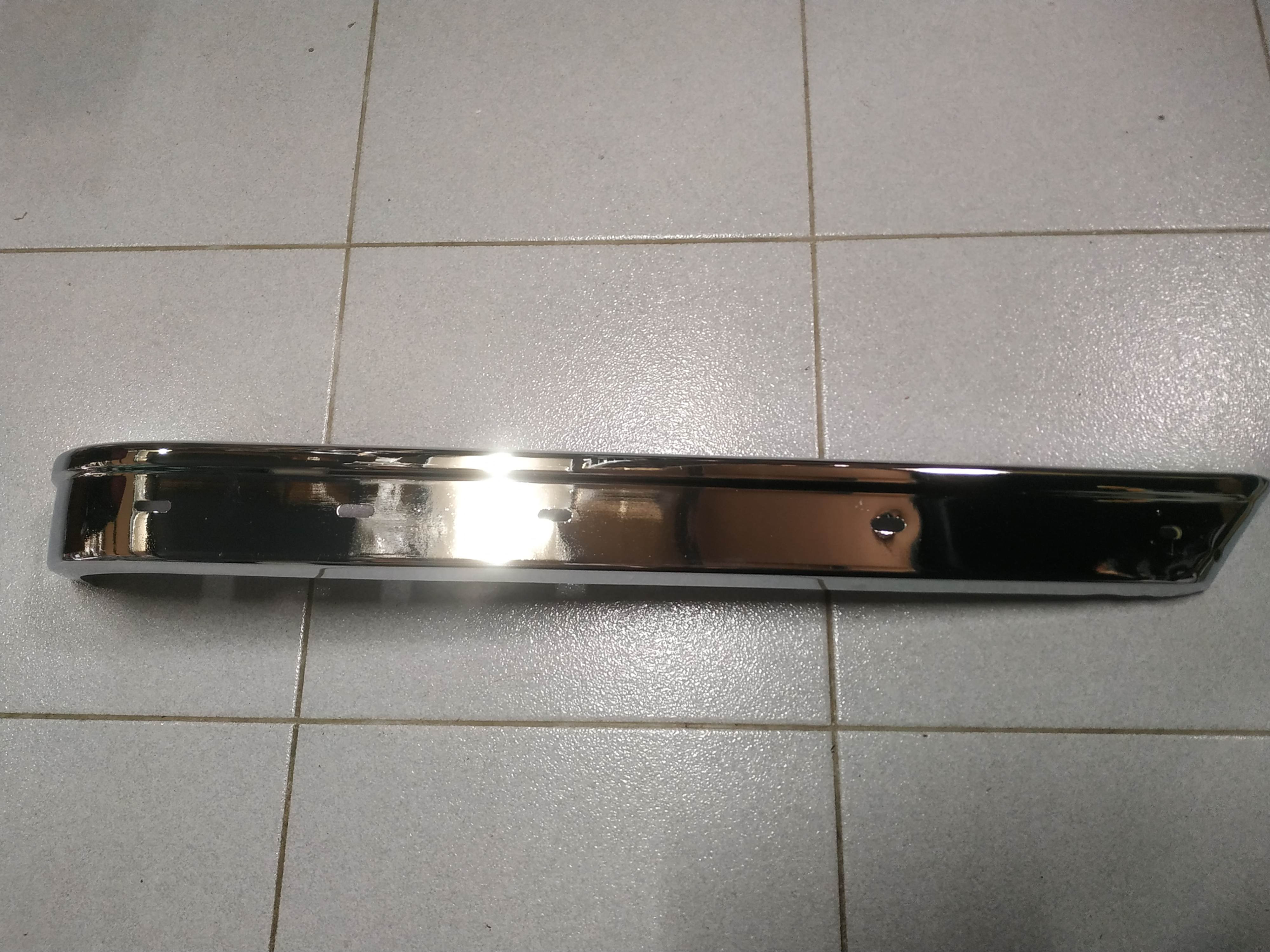 BMW E28 bumper corner rear right Euro !NEW! NOS OEM 51121867608