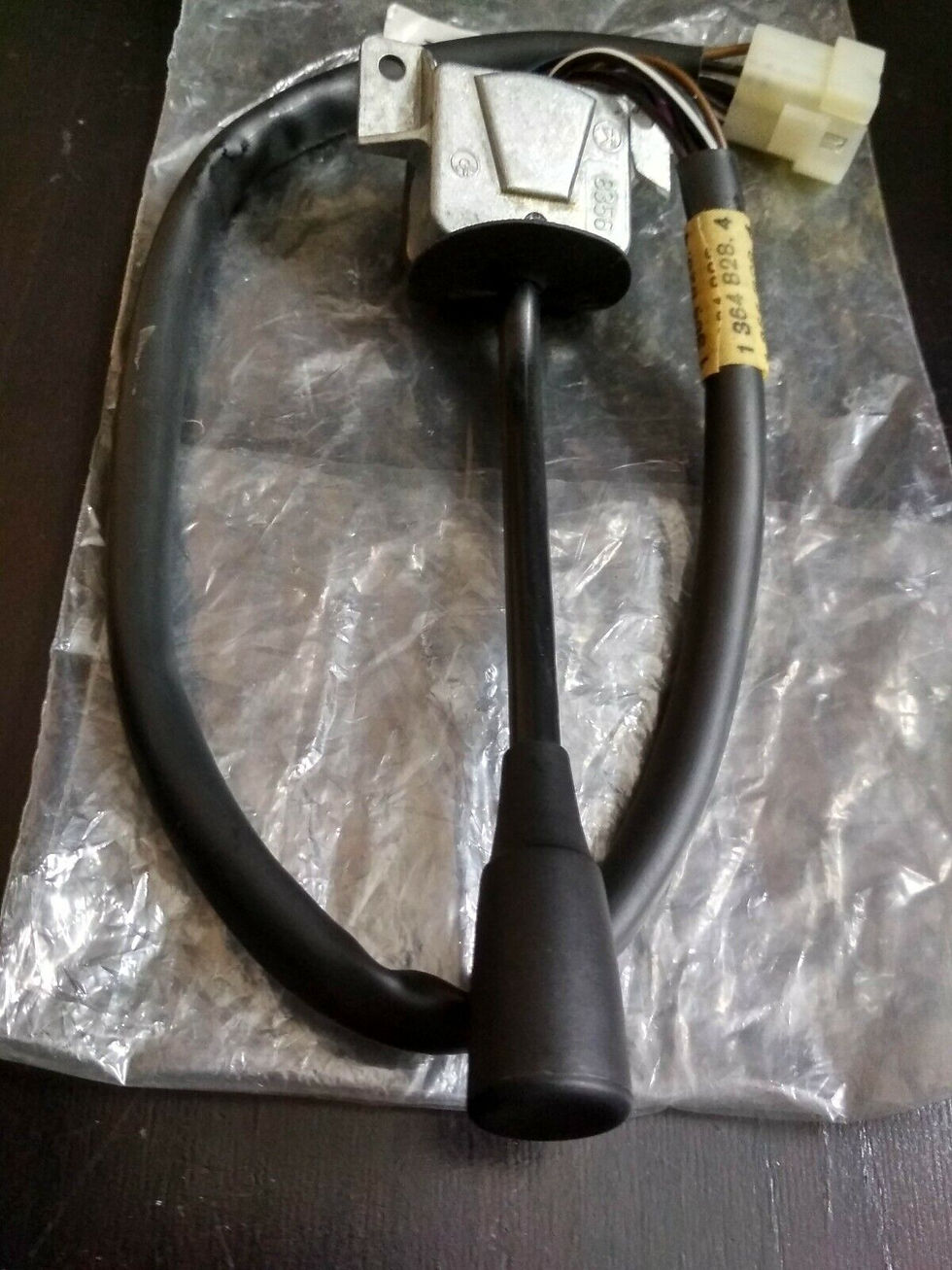 Thumbnail: BMW E21 wiper switch !!NEW!! GENUINE 61311364822
