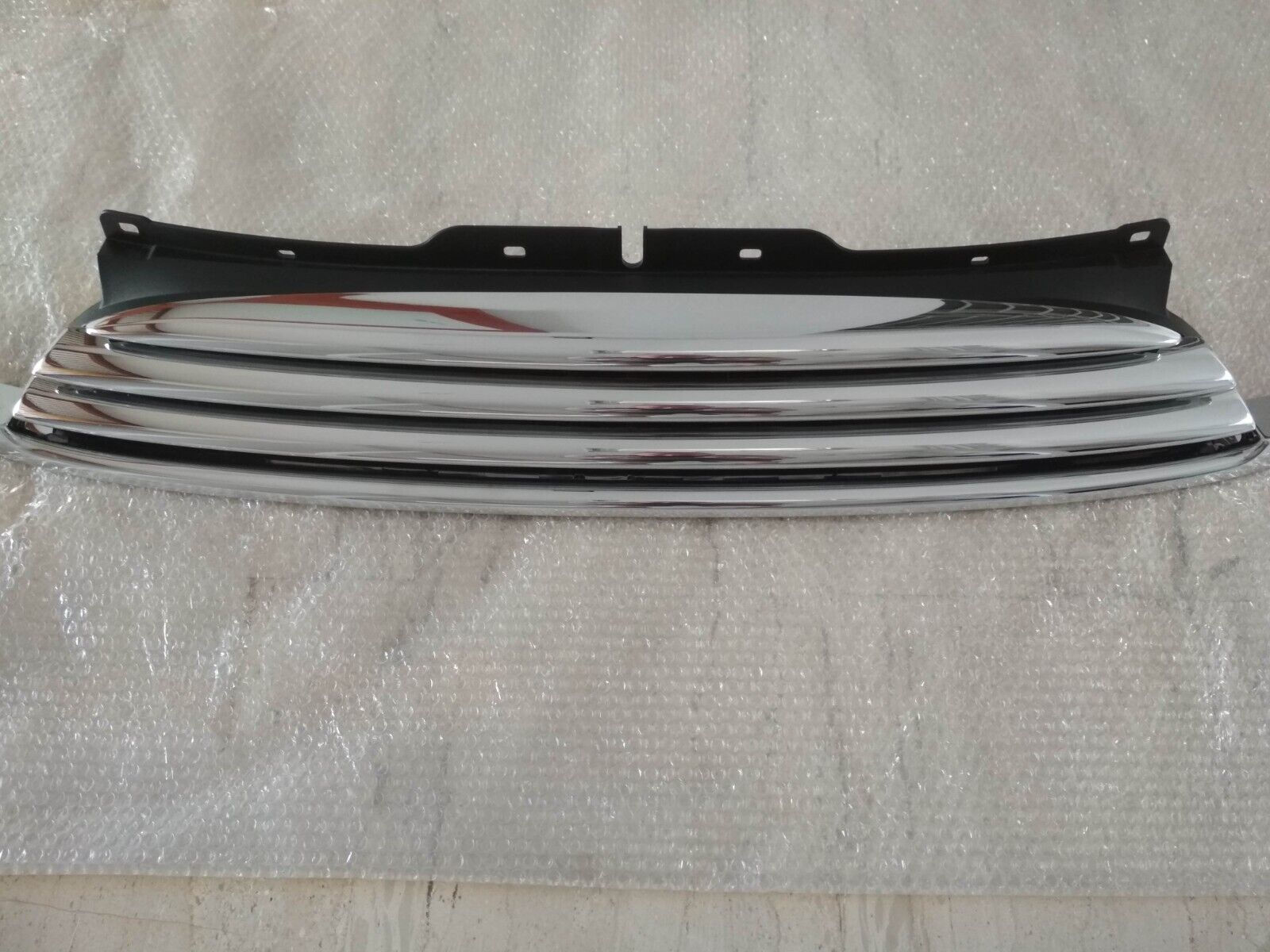 MINI Grill front R56+LCI-Clubman R55+LCI-Cabrio R57+LCI NEW GENUINE 51112752363