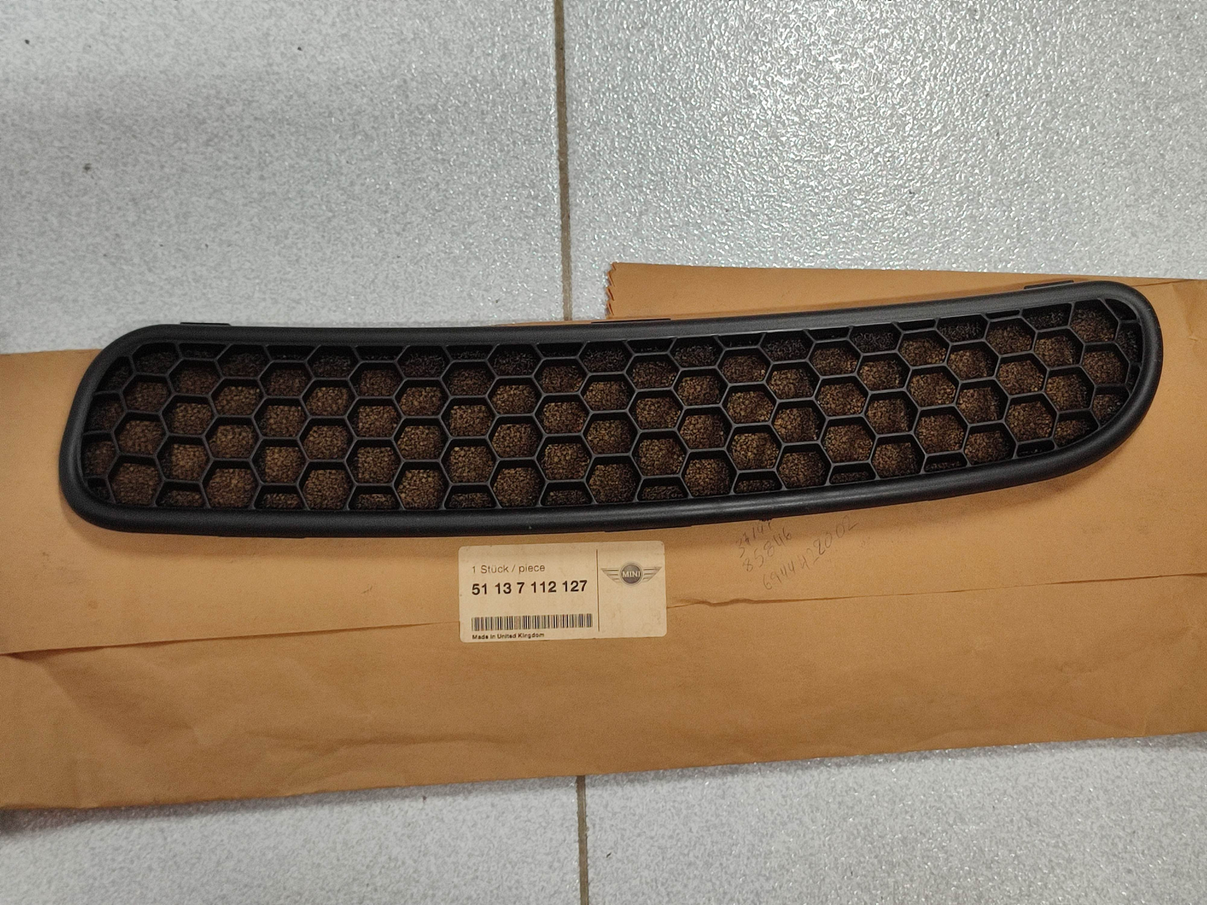 MINI R50 R53 R52 windshield cowl grille left NEW GENUINE 51137112127 51137122505