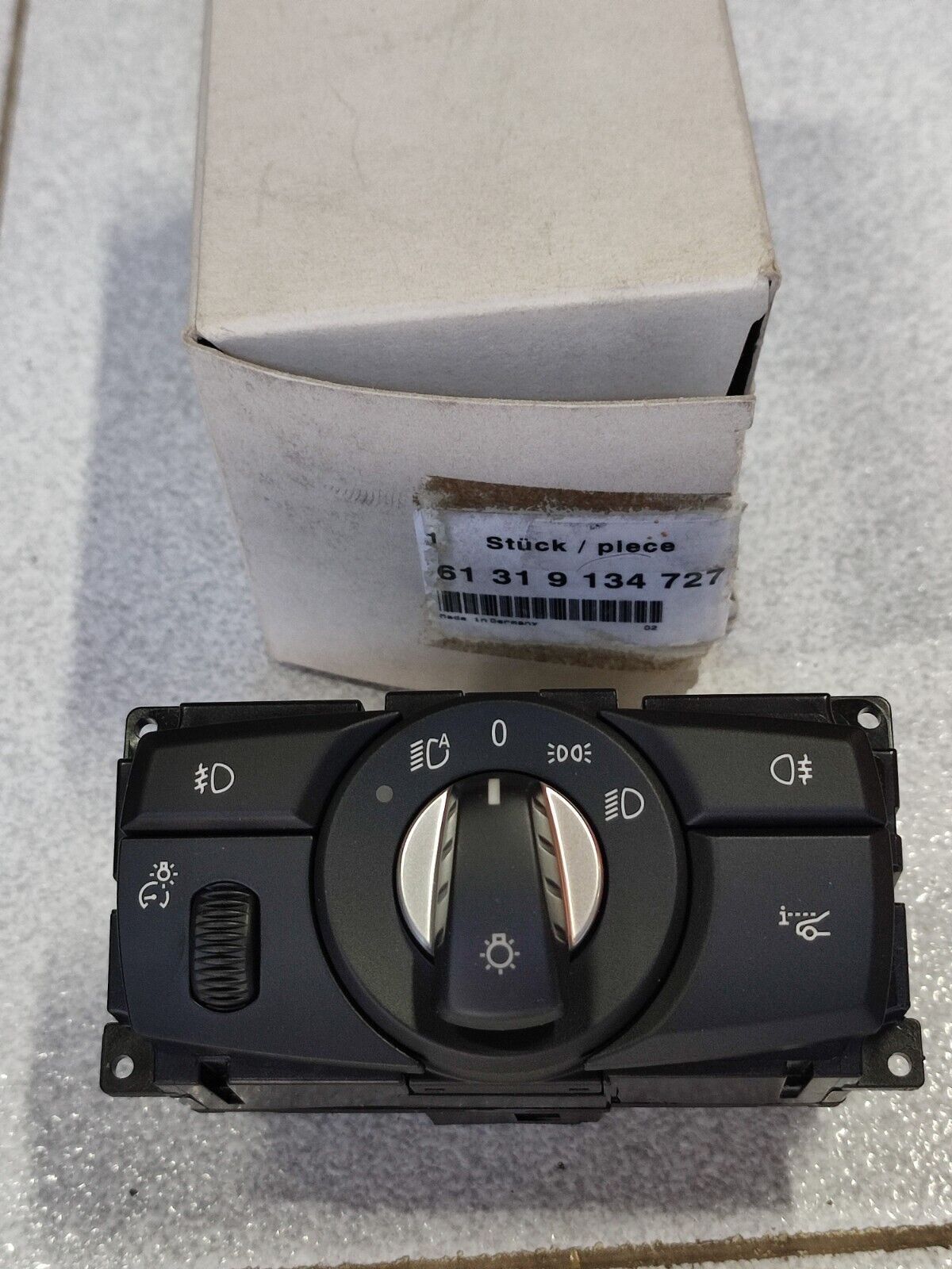 *BMW E60 LCI-E61 LCI-E70+LCI-E71-E72 switch light !!NEW!! GENUINE 61319134727