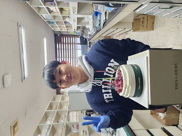 KakaoTalk_20240122_205631887_edited.jpg