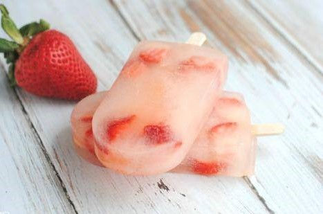 Strawberry Lemonade Popsice