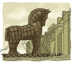 L'histoire d'une méfiance : les binationaux exclus des hautes fonctions publiques