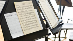 🎼 COMO SURGIRAM AS NOTAS MUSICAIS E AS PRIMEIRAS PARTITURAS? 🎶