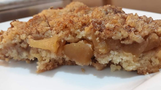 Cuca Inteira Maçã