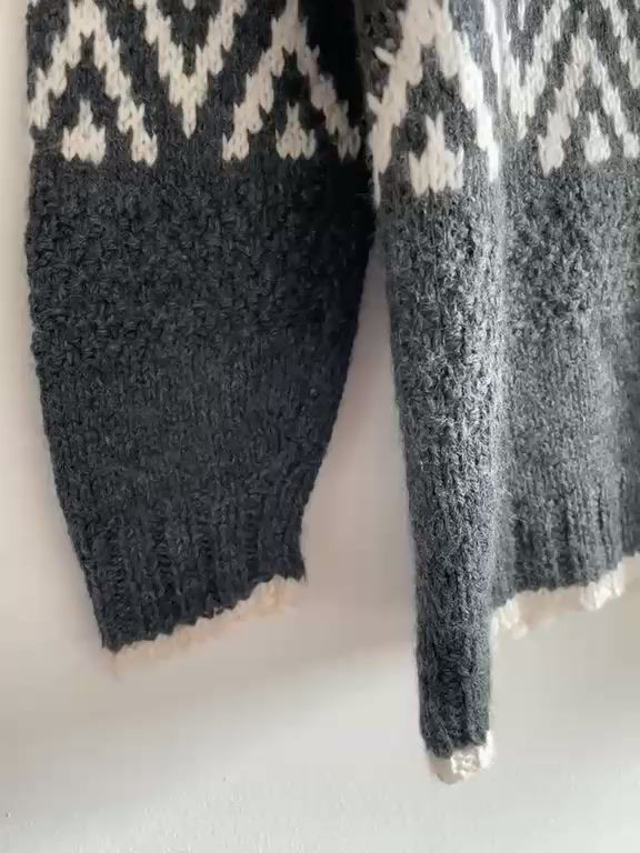 Miniatura: Saco gris jacquard y blanco abierto