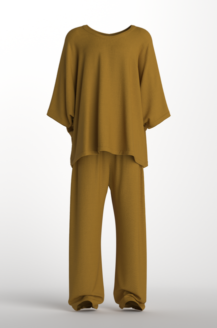 Relaxed top in cotton linen with batwing sleeves
Relaxed pants in cotton linen