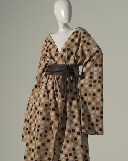 Floor length dressing gown in printed cotton linen; accent waist tie in soft leather